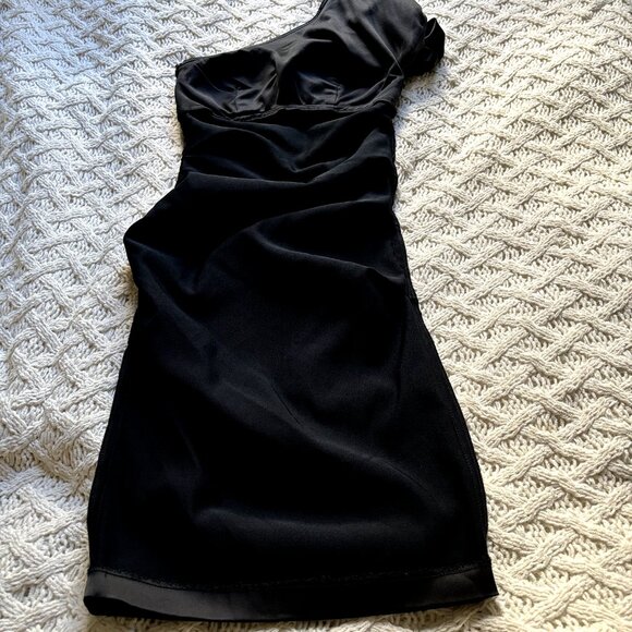 Cache Black Satin One-shoulder Bodycon Size 2 Women's Stretchy Party Dress - Picture 2 of 15